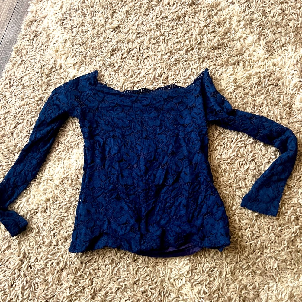 Blue lace top